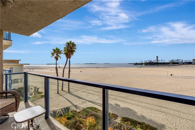 Detail Gallery Image 2 of 73 For 1 3rd Pl #302,  Long Beach,  CA 90802 - 2 Beds | 2 Baths