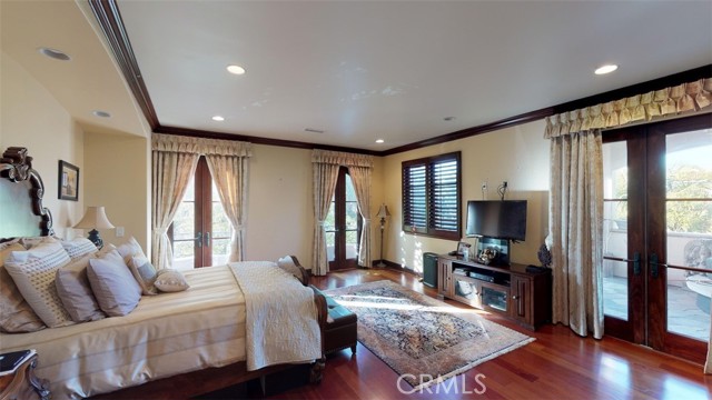 Detail Gallery Image 16 of 30 For 903 10th St, Manhattan Beach,  CA 90266 - 6 Beds | 7 Baths