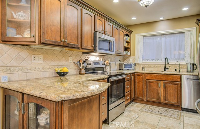 Detail Gallery Image 7 of 46 For 3275 San Amadeo #B,  Laguna Woods,  CA 92637 - 2 Beds | 2 Baths