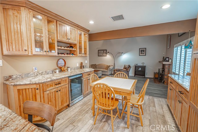Detail Gallery Image 9 of 38 For 2650 Belburn Pl, Simi Valley,  CA 93065 - 5 Beds | 2 Baths