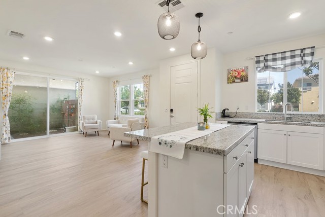 Detail Gallery Image 6 of 27 For 8692 Autumn Path St, Chino,  CA 91708 - 3 Beds | 2/1 Baths