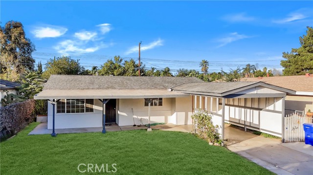 Detail Gallery Image 1 of 13 For 18524 9th St, Bloomington,  CA 92316 - 3 Beds | 1/1 Baths