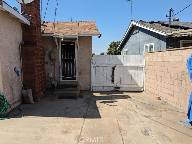 12432 212th Street, Lakewood, California 90715, 3 Bedrooms Bedrooms, ,1 BathroomBathrooms,Single Family Residence,For Sale,212th,IG24111771