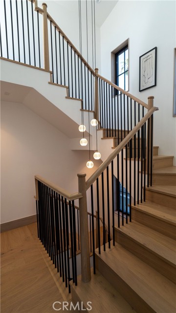 Detail Gallery Image 13 of 24 For 519 Narcissus Ave, Corona Del Mar,  CA 92625 - 3 Beds | 3 Baths