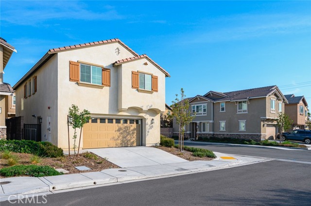 Detail Gallery Image 43 of 50 For 16024 Symphony Ln, Fontana,  CA 92336 - 4 Beds | 3 Baths