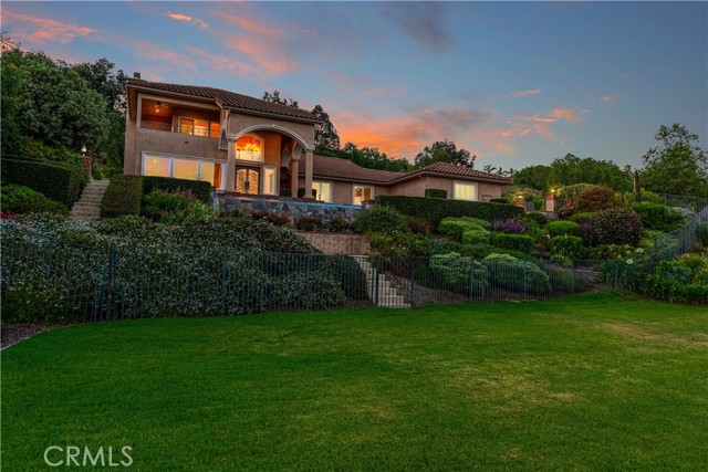 6805 Aviano Drive, Camarillo CA: https://media.crmls.org/medias/e10cd2ea-359d-4783-ad6a-af09b82a9c8f.jpg