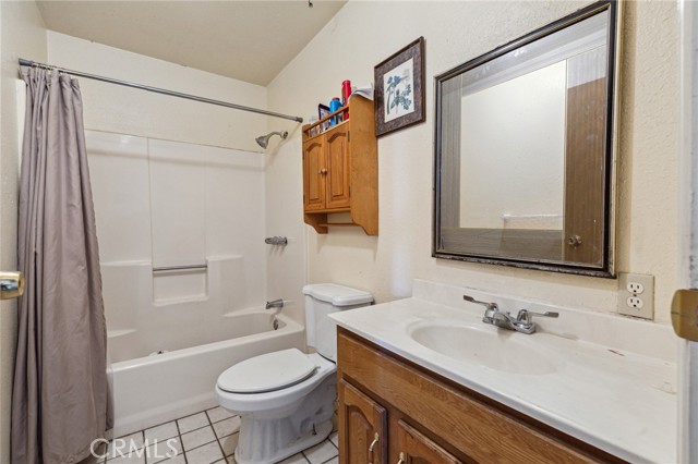 Detail Gallery Image 10 of 31 For 36721 Hillview Rd, Hinkley,  CA 92347 - 3 Beds | 2 Baths