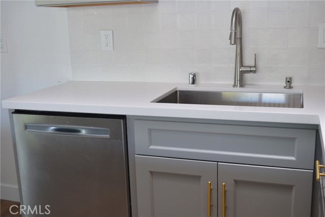 Detail Gallery Image 6 of 17 For 3103 Ginger #C,  Costa Mesa,  CA 92626 - 2 Beds | 2 Baths