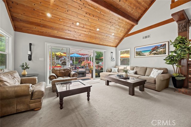 Detail Gallery Image 13 of 45 For 1320 Roanoke St, La Habra,  CA 90631 - 4 Beds | 3 Baths