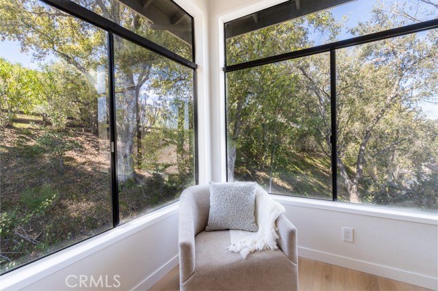 Detail Gallery Image 20 of 40 For 1463 N View Dr, Westlake Village,  CA 91362 - 2 Beds | 2/1 Baths