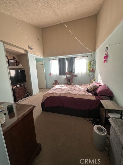 Detail Gallery Image 5 of 13 For 15051 Sherman, Van Nuys,  CA 91405 - 2 Beds | 2 Baths