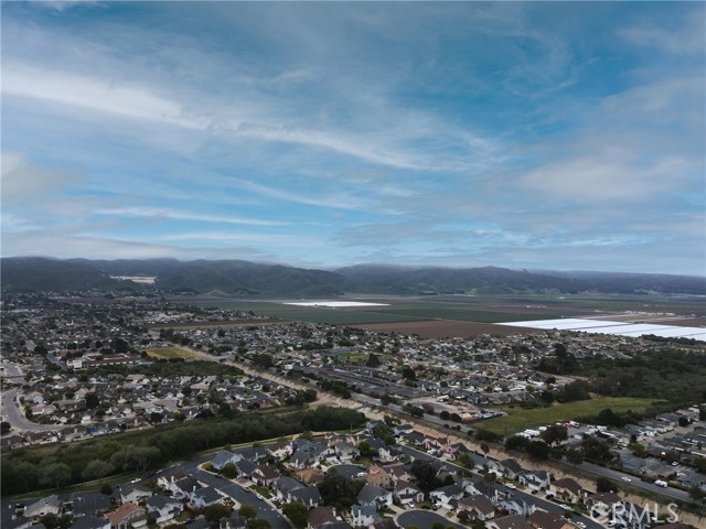1337 Lloyd Place, Lompoc CA: https://media.crmls.org/medias/e111609c-48e3-4682-aa39-1fb236867fa2.jpg