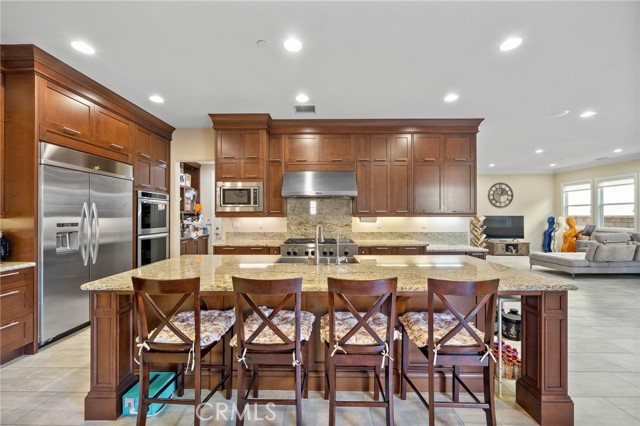 Detail Gallery Image 18 of 40 For 19 Hollyhock, Lake Forest,  CA 92630 - 5 Beds | 5/1 Baths