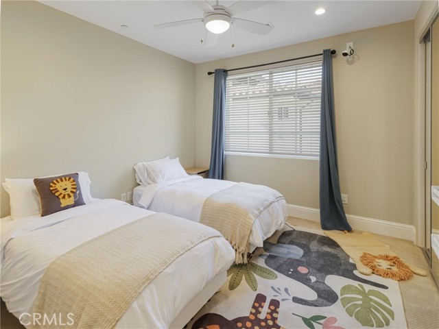 3918 W 242nd Street, Torrance CA: https://media.crmls.org/medias/e112dc2a-0682-4642-aa3b-ff19166718b5.jpg