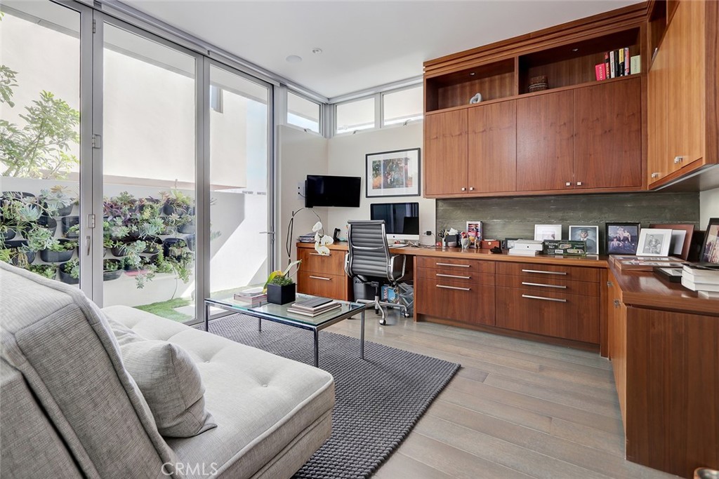 3208 Ocean Drive