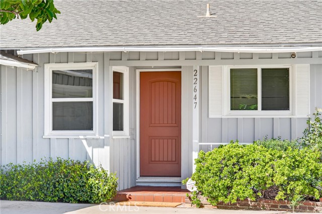 Detail Gallery Image 3 of 37 For 22647 Clarendon St, Woodland Hills,  CA 91367 - 3 Beds | 2 Baths