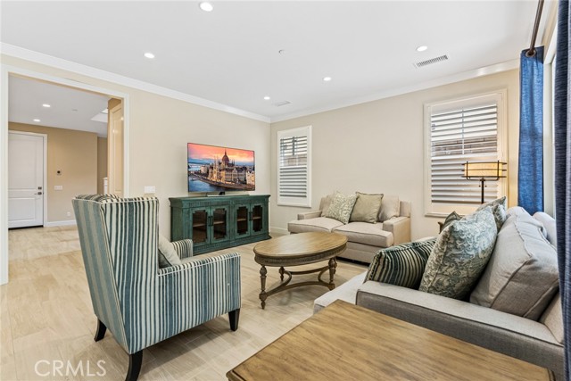 126 Baja, Irvine CA: https://media.crmls.org/medias/e1147dbc-6bbe-44eb-98e9-ac93c09253ee.jpg