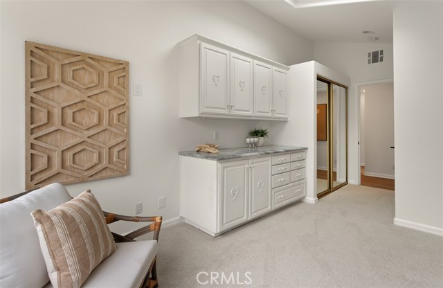 16201 Santa Barbara Lane, Huntington Beach CA: https://media.crmls.org/medias/e114d515-ec0d-44a0-9f1d-d83596f0a0bd.jpg