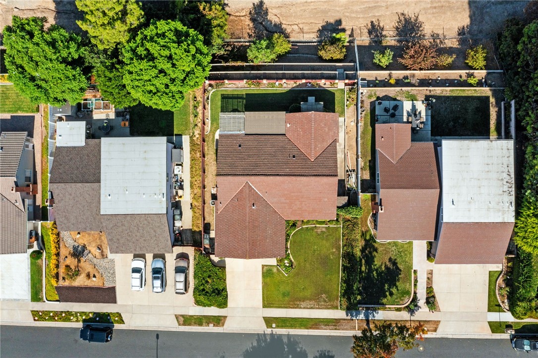 Detail Gallery Image 4 of 44 For 1981 Chevy Chase Drive, Brea,  CA 92821 - 4 Beds | 2 Baths