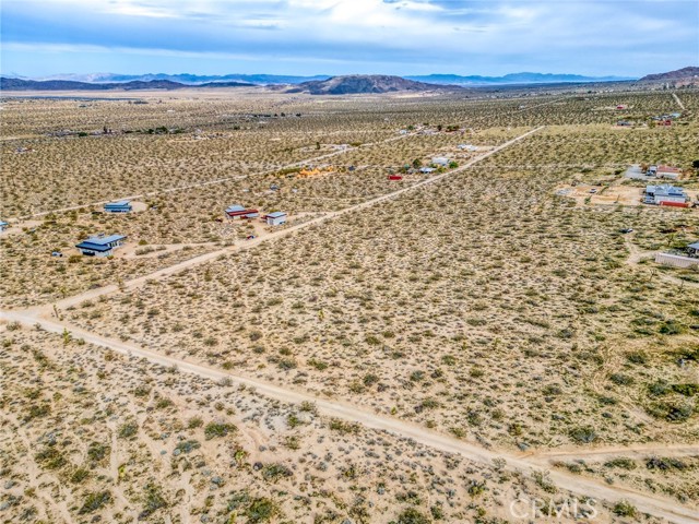 Detail Gallery Image 33 of 41 For 130 Rd Hollinger, Joshua Tree,  CA 92252 - – Beds | – Baths