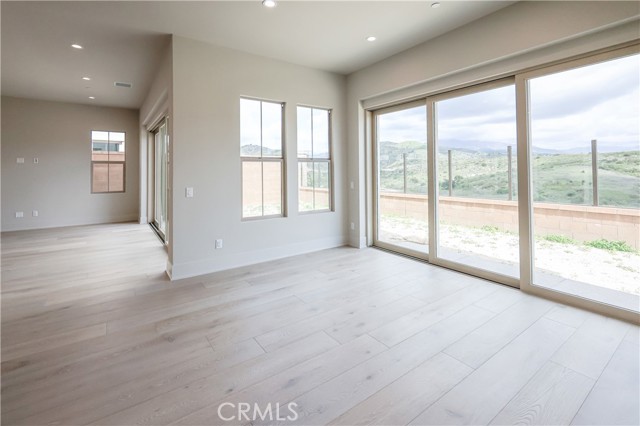 118 Mossvine, Irvine CA: https://media.crmls.org/medias/e1153409-fd29-46b1-80b5-59d59674600a.jpg