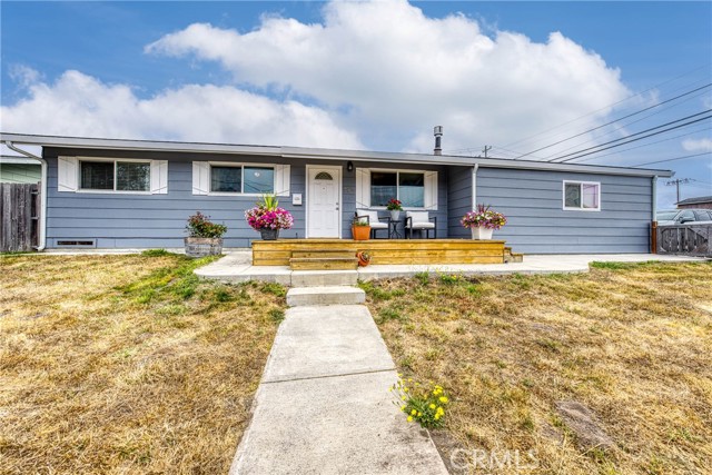 494 S Whipple Street, Fort Bragg CA: https://media.crmls.org/medias/e115c2f0-9ed2-4601-a24a-867f81a907ca.jpg