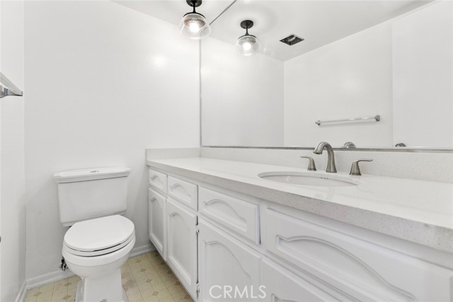 Detail Gallery Image 35 of 66 For 1321 Greenbriar, Glendale,  CA 91207 - 4 Beds | 3/1 Baths