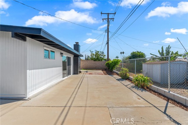 4755 Gettysburg Avenue, Chino CA: https://media.crmls.org/medias/e1173aa6-4527-48ca-812b-ba305092e4a8.jpg