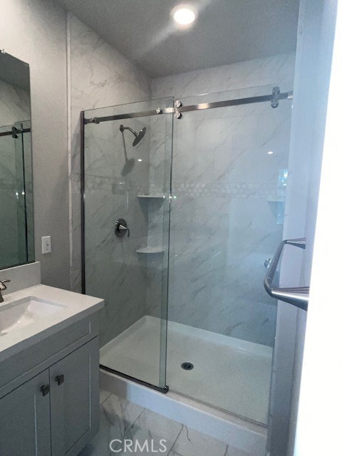7256 Highwater Dr, Huntington Beach CA: https://media.crmls.org/medias/e117f4e5-fca9-42a8-95e2-5a449c83e9cf.jpg