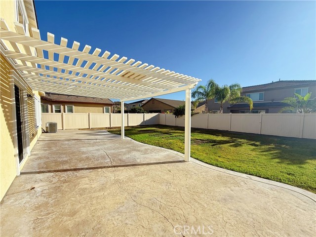 Detail Gallery Image 15 of 15 For 6870 Tourmaline Dr, Corona,  CA 92880 - 5 Beds | 3 Baths