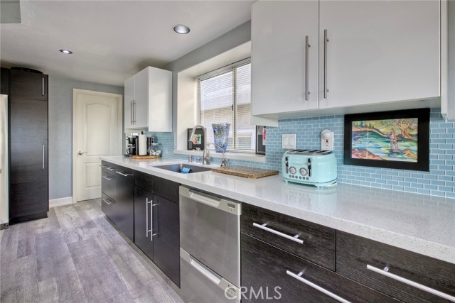 Detail Gallery Image 45 of 68 For 28856 Yosemite Pl, Canyon Lake,  CA 92587 - 3 Beds | 3/1 Baths