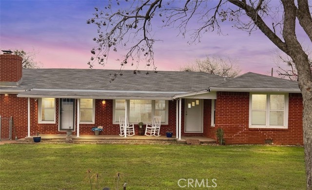 Detail Gallery Image 1 of 35 For 8617 Fm 810, –,  TX 76377 - 3 Beds | 2 Baths