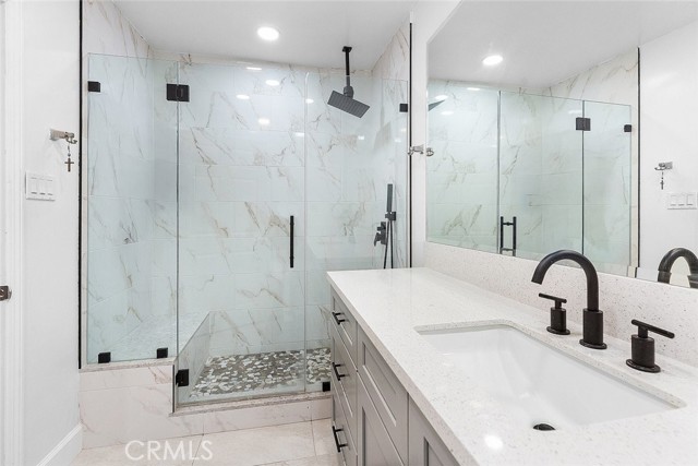 Detail Gallery Image 23 of 56 For 6608 Saint Clair Ave, North Hollywood,  CA 91606 - 4 Beds | 3 Baths