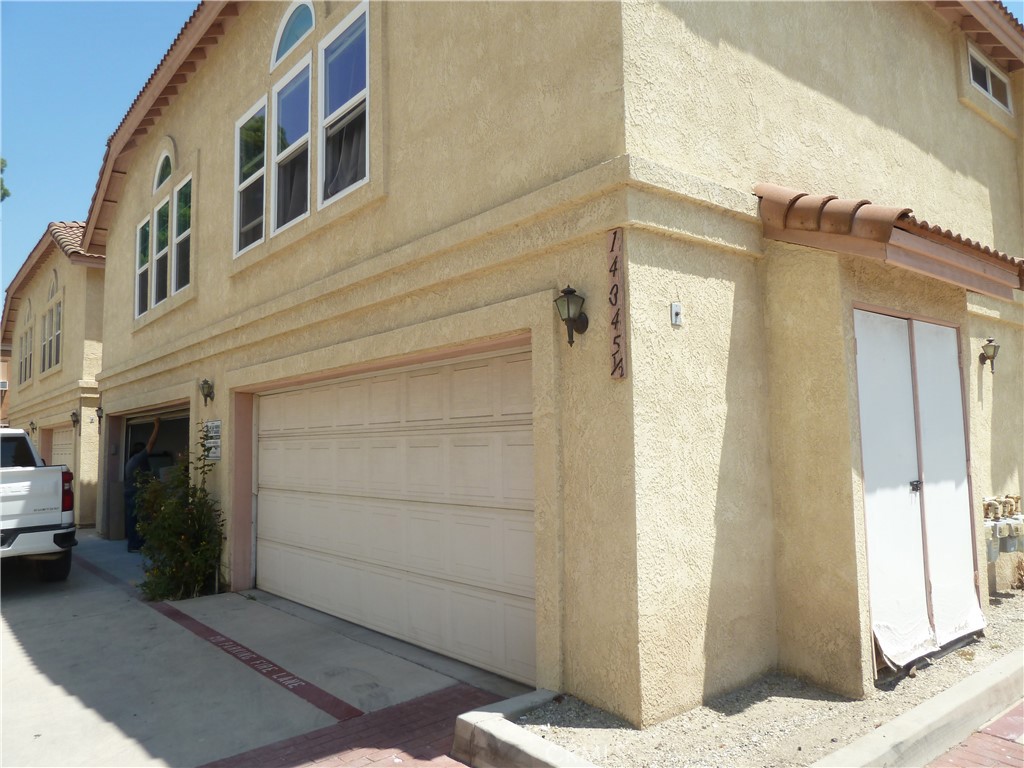 1/2 Anderson Street