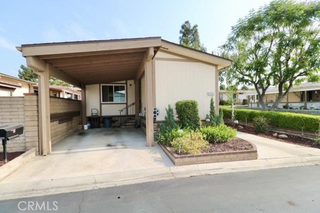 Detail Gallery Image 7 of 32 For 1251 Sky Lake Ave #330,  Brea,  CA 92821 - 2 Beds | 1/1 Baths