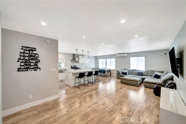 Detail Gallery Image 2 of 43 For 23777 Mulholland Hwy Spc 153, Calabasas,  CA 91302 - 3 Beds | 2/1 Baths