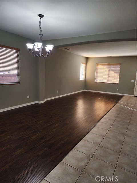 Detail Gallery Image 5 of 43 For 35978 Meriwether Way, Murrieta,  CA 92562 - 6 Beds | 3 Baths