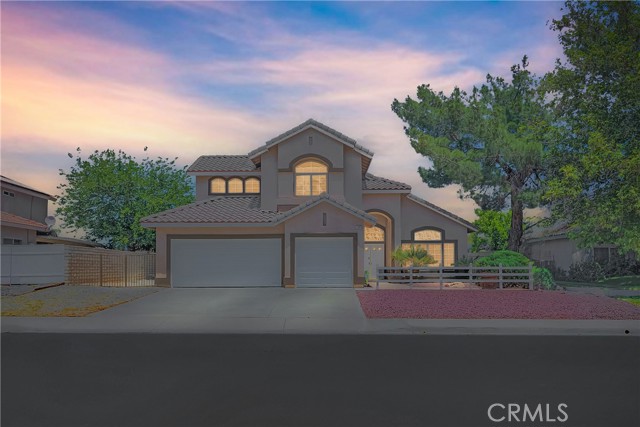 Detail Gallery Image 5 of 46 For 13984 Palomino Ct, Victorville,  CA 92394 - 5 Beds | 3 Baths