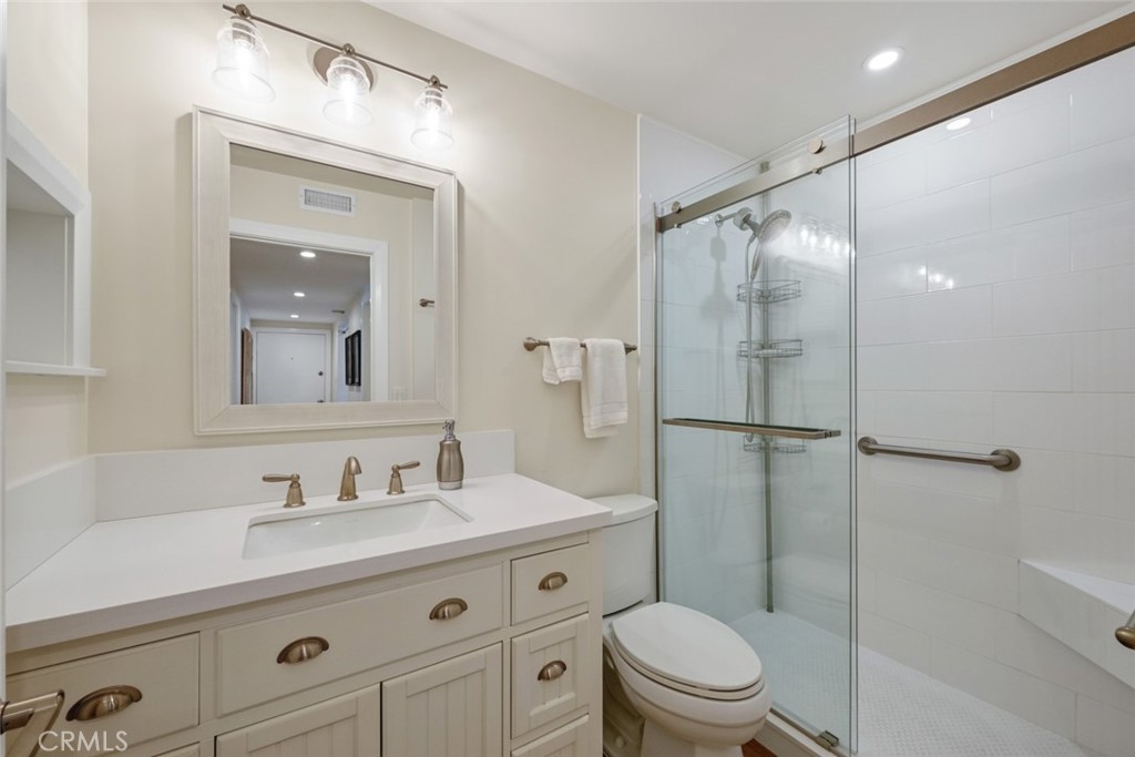 1202 Pacific - photo 17