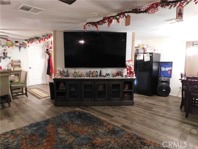 Detail Gallery Image 4 of 53 For 10350 Baseline #55,  Alta Loma,  CA 91701 - 3 Beds | 2 Baths