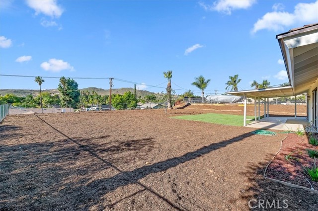 Detail Gallery Image 28 of 32 For 7695 Lakeside Dr, Jurupa Valley,  CA 92509 - 3 Beds | 2 Baths