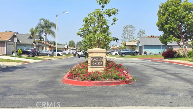7960 Eugenia Avenue, Fontana CA: https://media.crmls.org/medias/e11e409f-5f0a-405b-9a4b-3cc25d7b81de.jpg