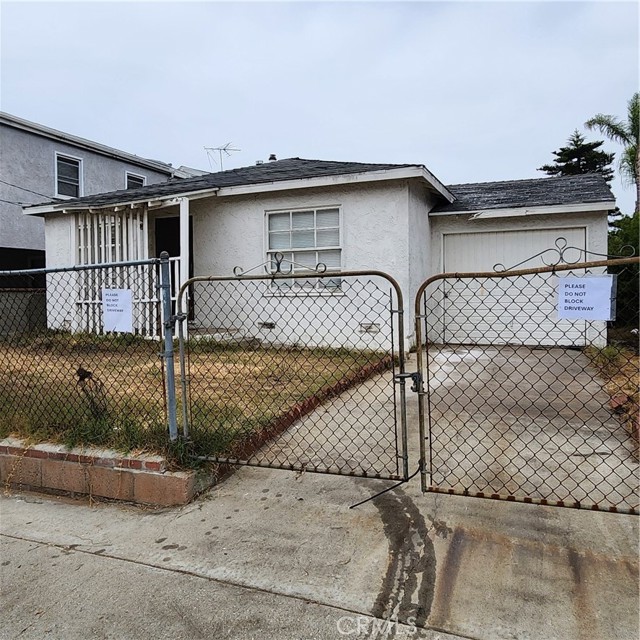 Detail Gallery Image 3 of 11 For 1245 7th Pl, Hermosa Beach,  CA 90254 - 2 Beds | 1 Baths