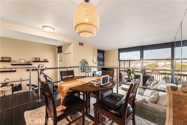 Detail Gallery Image 14 of 32 For 5217 Marina Pacifica Key #20,  Long Beach,  CA 90803 - 1 Beds | 1 Baths