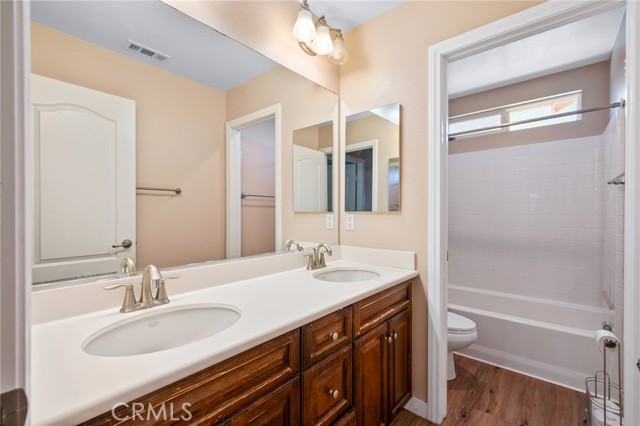 40924 Diana Lane, Lake Elsinore CA: https://media.crmls.org/medias/e1203246-0acc-4ce4-96b3-fcaa9d2f6959.jpg