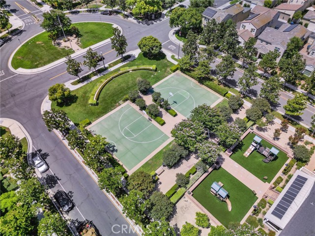 3943 E Lindenwood Drive, Ontario CA: https://media.crmls.org/medias/e120ee8e-c616-4a52-bdb1-4ff9f6264841.jpg