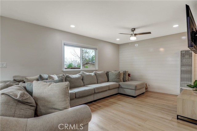 Detail Gallery Image 10 of 38 For 33288 Landerville, Lake Elsinore,  CA 92530 - 2 Beds | 1 Baths