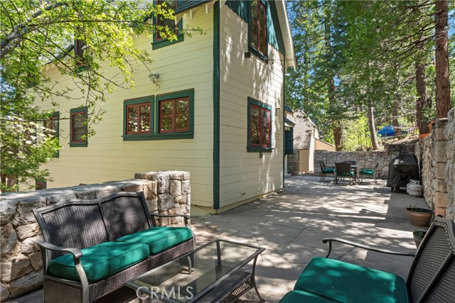 Detail Gallery Image 41 of 49 For 27675 Lakes Edge Rd, Lake Arrowhead,  CA 92352 - 3 Beds | 1/1 Baths