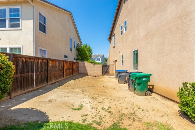 30315 Laruns Street, Murrieta CA: https://media.crmls.org/medias/e1230bda-eac4-4f40-812a-f156f7fe7cf2.jpg