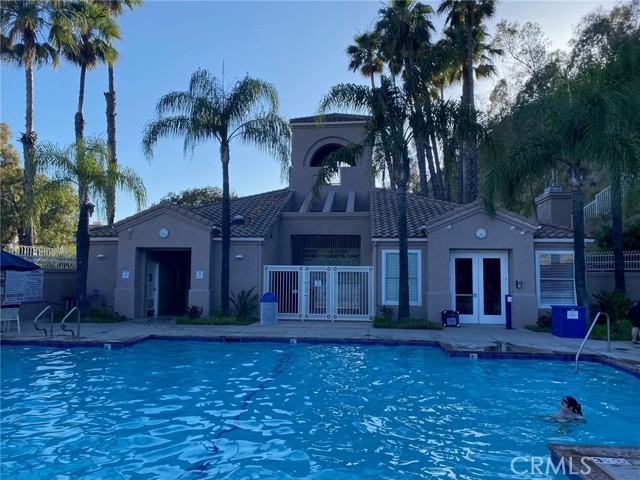 Detail Gallery Image 10 of 10 For 1000 Calle Allegre, Glendale,  CA 91208 - 4 Beds | 4 Baths